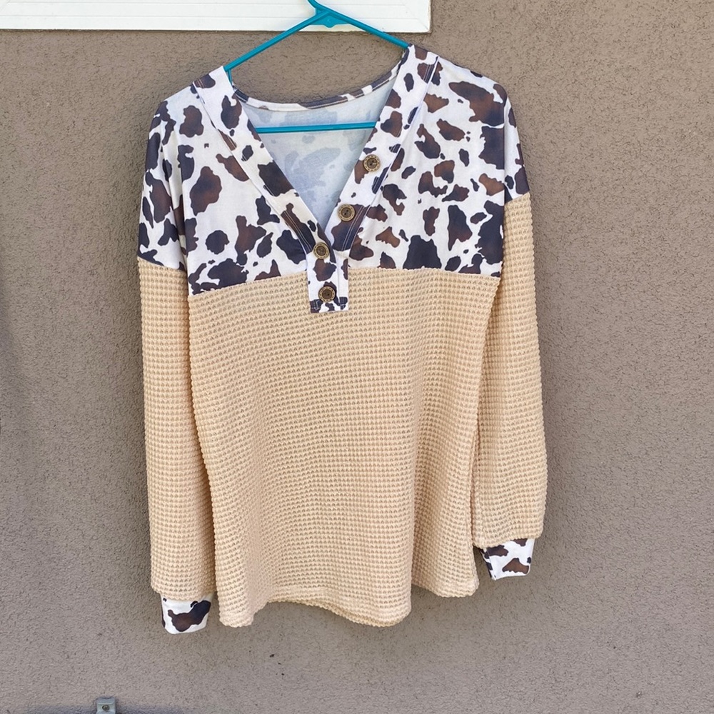Designed Cowprint Long sleeve